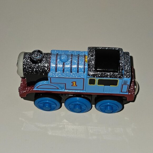 Snow-Covered Thomas Tank Engine Battery Operated Motorized Diecast Train TESTED - Picture 6 of 11